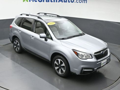 Used 2018 Subaru Forester 2.5i Limited image 3