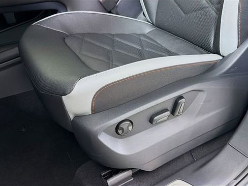 New 2026 Volkswagen Atlas Peak Edition AWD/4WD image 22