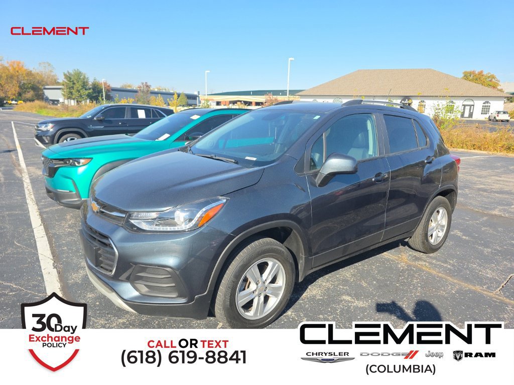 Used 2022 Chevrolet Trax LT w/ LT Convenience Package AWD/4WD image 1