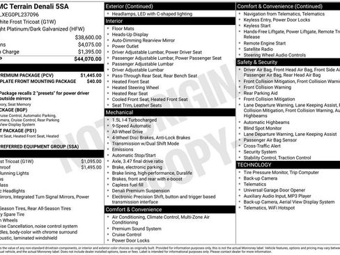 Used 2023 GMC Terrain Denali w/ Denali Premium Package image 9