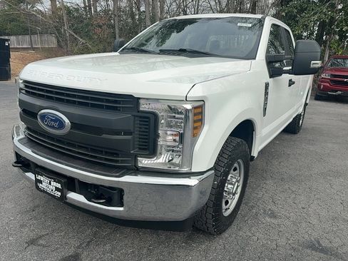 Used 2019 Ford F250 XL w/ XL Value Package image 1