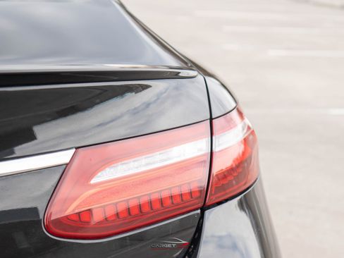 Used 2018 Mercedes-Benz E 400 Coupe w/ Premium 2 Package image 38