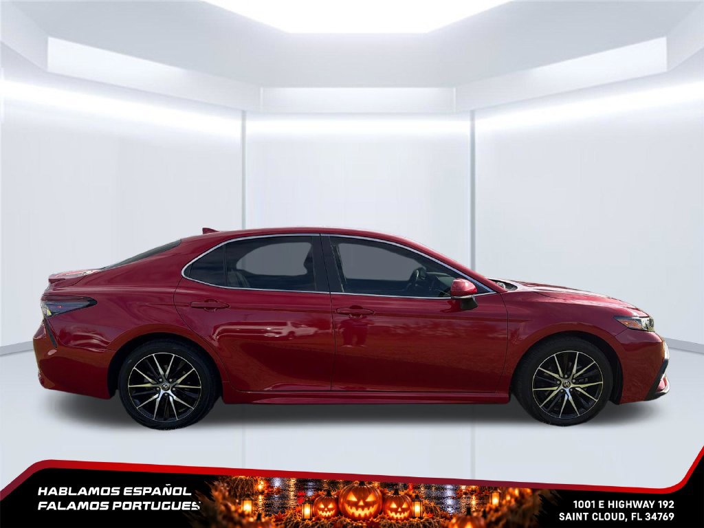 Used 2024 Toyota Camry SE FWD image 6