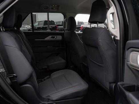 New 2026 Ford Explorer Active RWD image 21