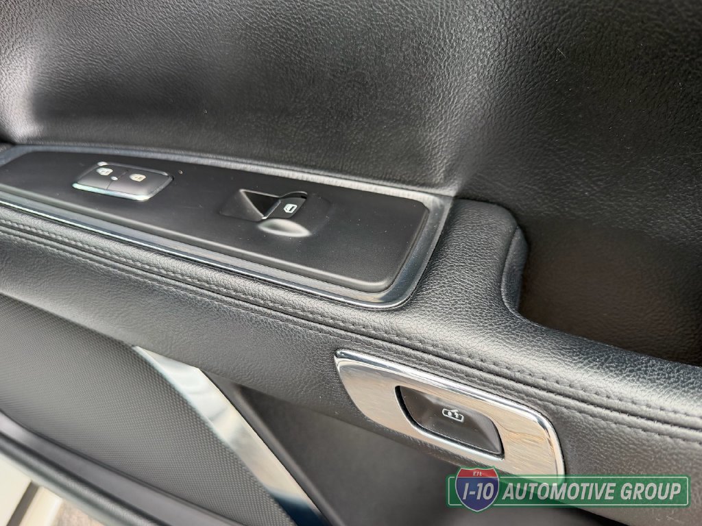 Used 2019 Lincoln Continental Premiere FWD image 16
