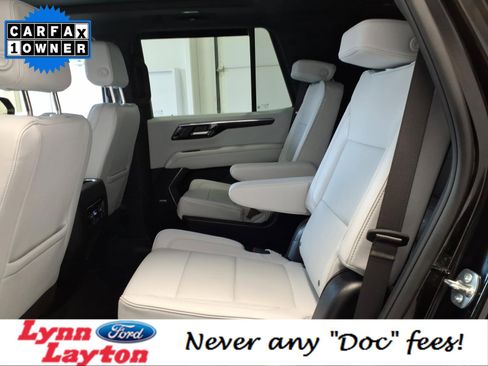 Used 2025 Chevrolet Tahoe Premier w/ Sun And Tow Package image 13