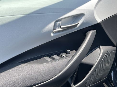 New 2026 Toyota Corolla SE FWD image 10