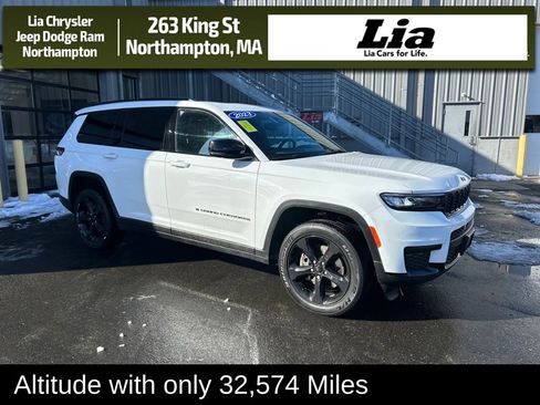 Used 2023 Jeep Grand Cherokee L Laredo image 1