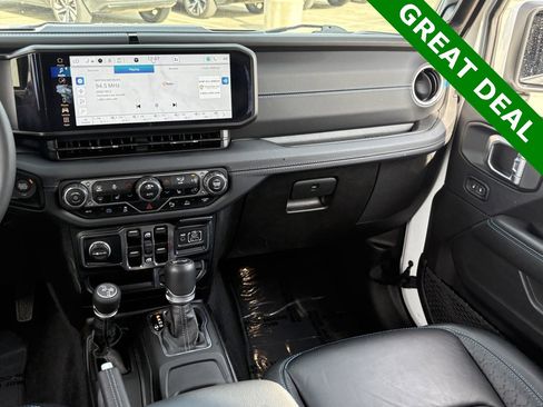 Used 2024 Jeep Wrangler High Altitude image 15
