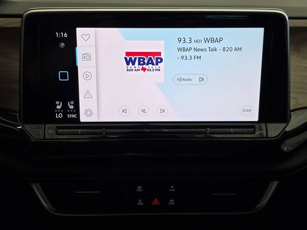 New 2026 Volkswagen Atlas SE FWD image 14