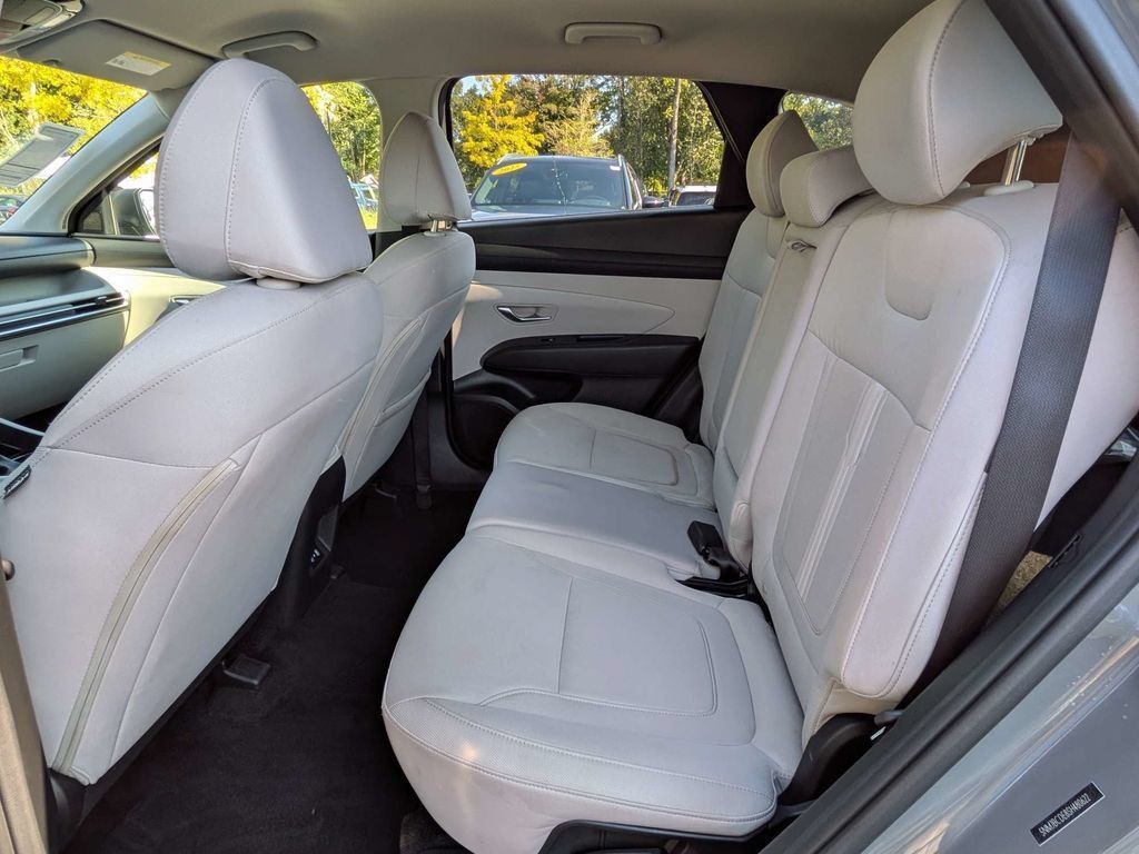 Certified 2025 Hyundai Tucson SEL AWD/4WD image 19
