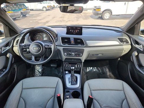 Used 2018 Audi Q3 2.0T Premium w/ Convenience Package image 34