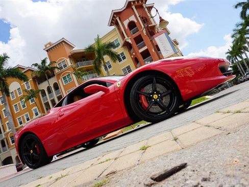 Used 2010 Ferrari 458 Italia Coupe RWD image 33