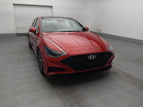Used 2021 Hyundai Sonata Limited w/ Preferred Accessory Package FWD image 14