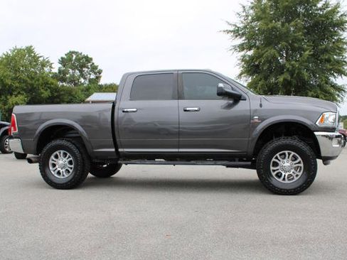 Used 2014 RAM 2500 Laramie w/ Convenience Group image 4