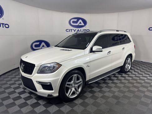 Used 2015 Mercedes-Benz GL 550 4MATIC image 7