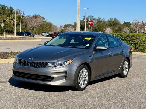 Used 2017 Kia Optima EX image 1
