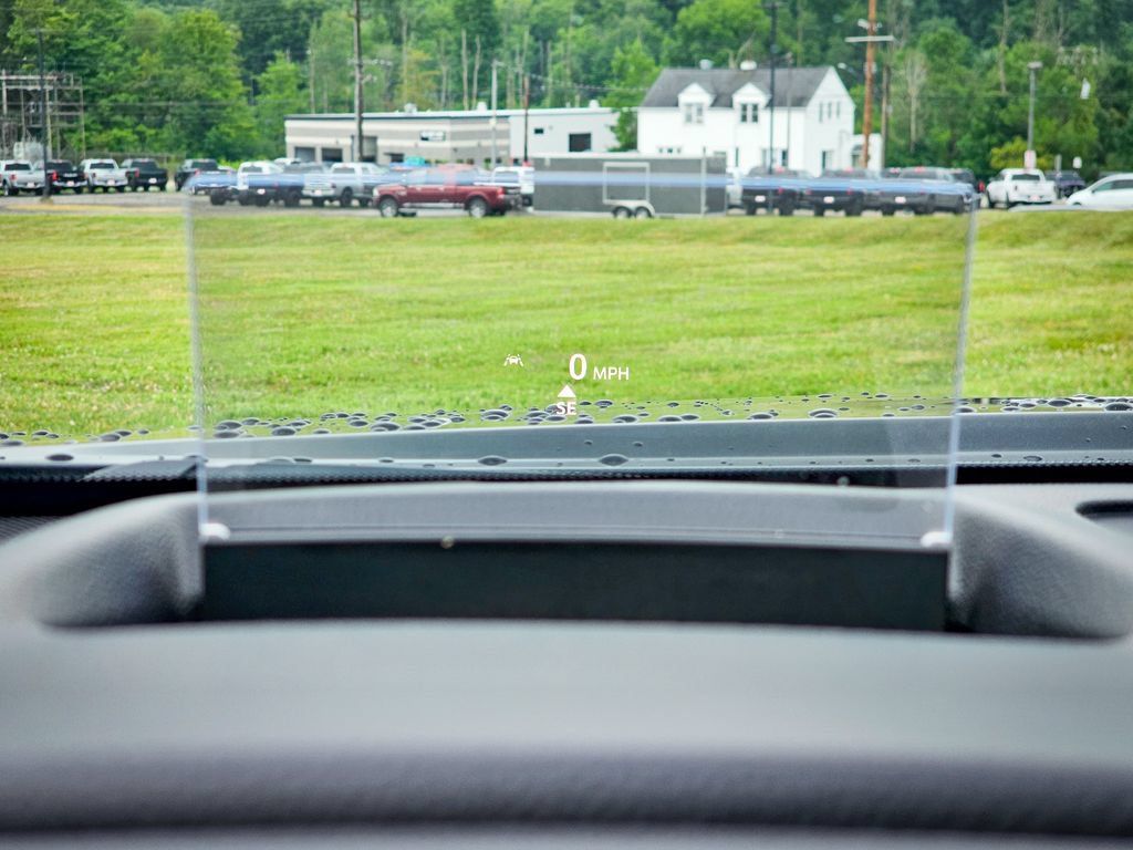 Used 2023 GMC Terrain SLT w/ Infotainment Package II AWD/4WD image 21