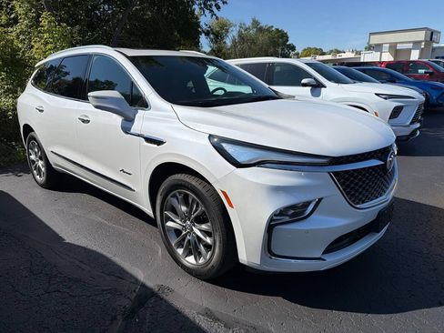 Used 2024 Buick Enclave Avenir w/ Avenir Technology Package AWD/4WD image 1