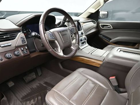 Used 2020 GMC Yukon Denali w/ Open Road Package AWD/4WD image 14