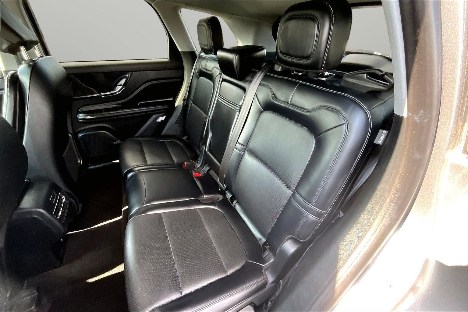 Used 2021 Lincoln Corsair AWD w/ Equipment Group 101A image 17