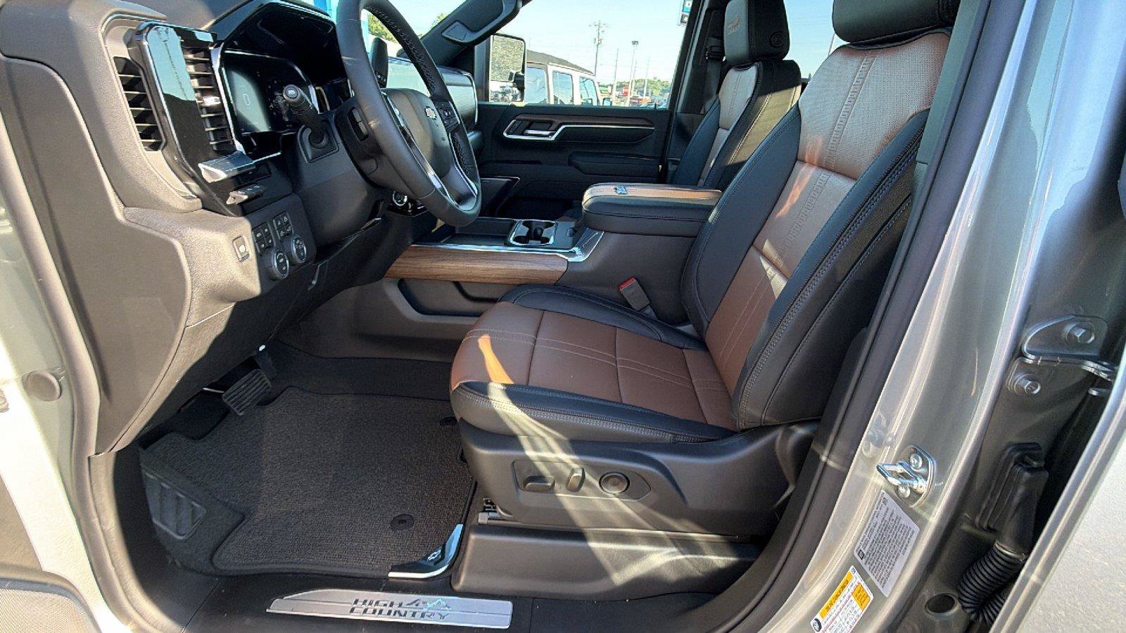 New 2026 Chevrolet Silverado 1500 RST w/ RST Select Package AWD/4WD image 17