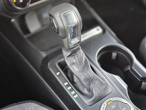 New 2025 Ford Bronco 2-Door AWD/4WD image 17