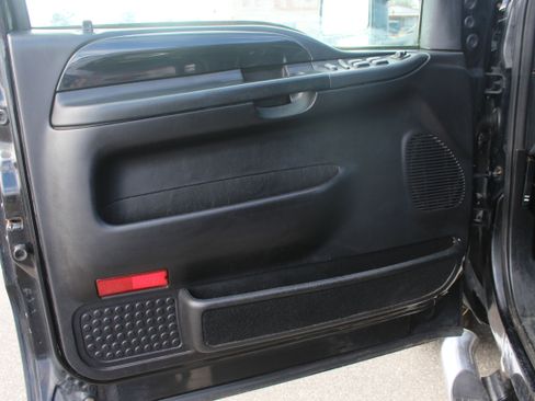 Used 2004 Ford F250 XL image 26