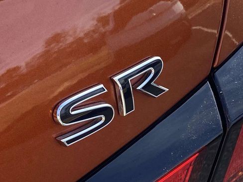 Used 2020 Nissan Altima 2.5 SR w/ Premium Package image 8