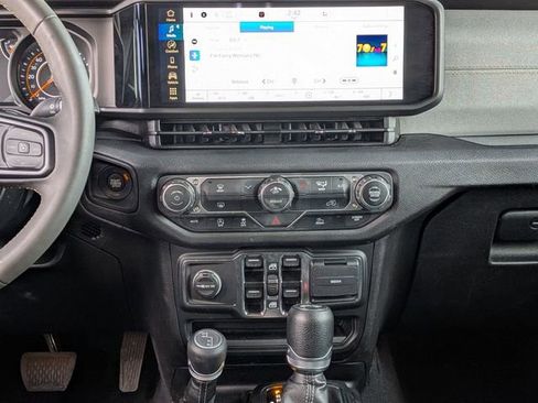 Used 2024 Jeep Wrangler Sport S image 28