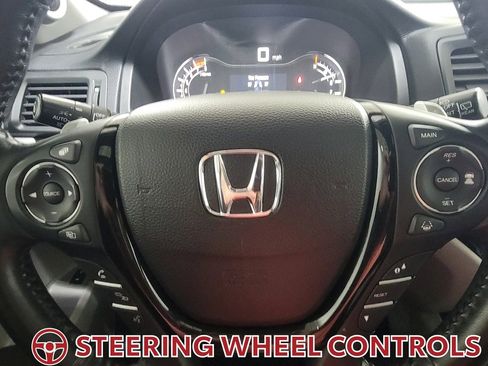 Used 2016 Honda Pilot Touring image 19