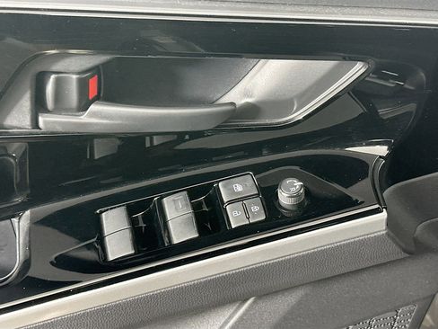 Used 2023 Subaru Solterra AWD image 15