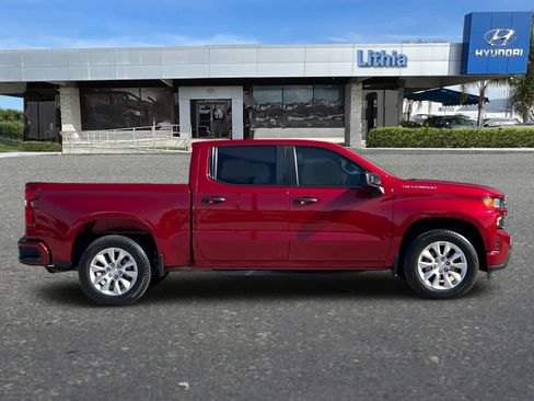 Used 2022 Chevrolet Silverado 1500 Custom RWD image 9