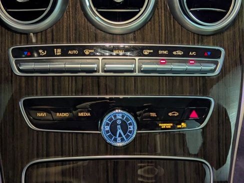 Used 2021 Mercedes-Benz C 300 Sedan image 20