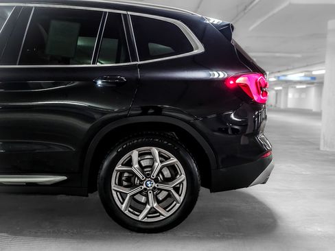 Used 2023 BMW X3 xDrive30i w/ Convenience Package w/ZPA AWD/4WD image 17