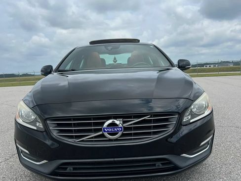 Used 2016 Volvo S60 T5 Premier AWD/4WD image 2