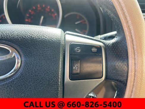 Used 2013 Toyota 4Runner SR5 w/ Premium Pkg AWD/4WD image 16