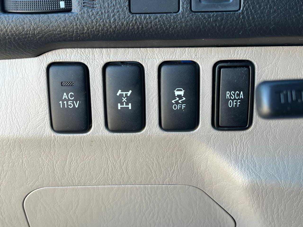 Used 2009 Toyota 4Runner Limited w/ Limited Extra Value Pkg 1 AWD/4WD image 38