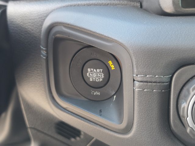 Used 2026 Jeep Wrangler Unlimited Rubicon AWD/4WD image 37