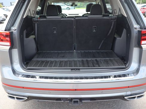 Used 2023 Volkswagen Atlas SEL Premium AWD/4WD image 18