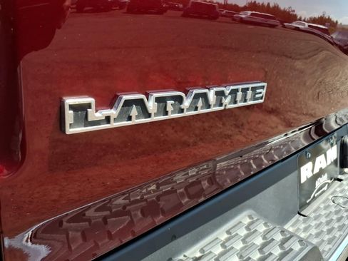 Used 2026 RAM 1500 Laramie AWD/4WD image 15