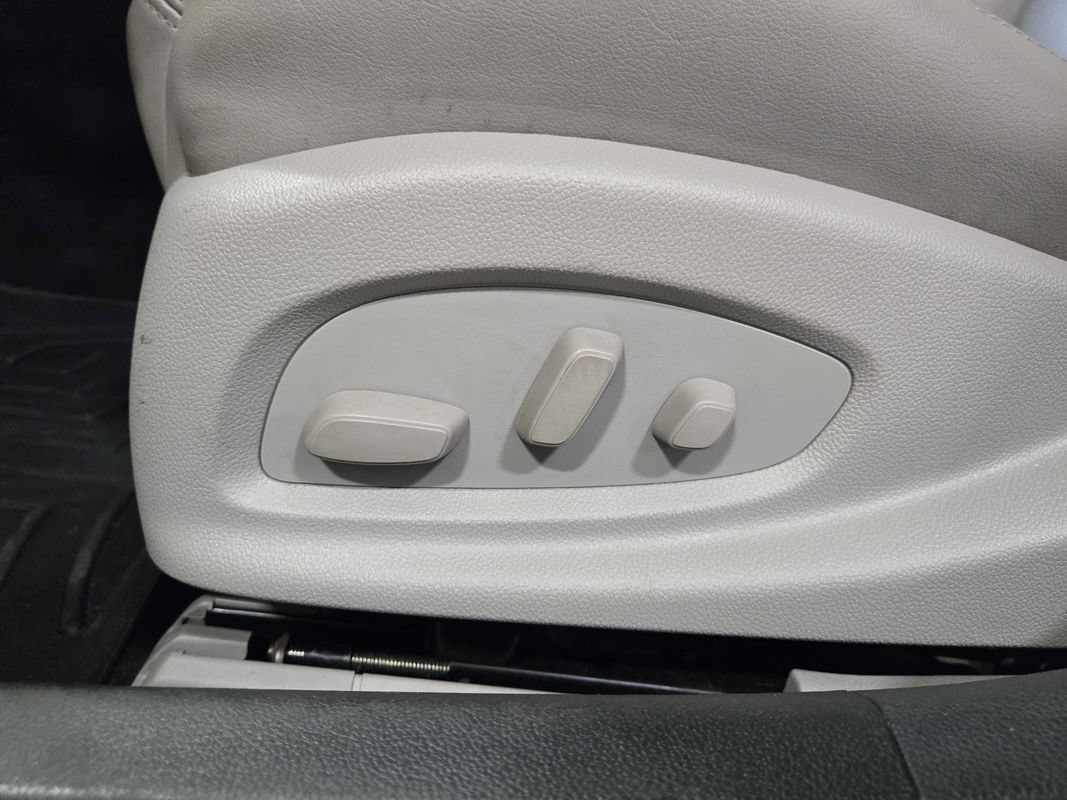 Used 2015 Cadillac CTS AWD Sedan w/ Seating Package image 14