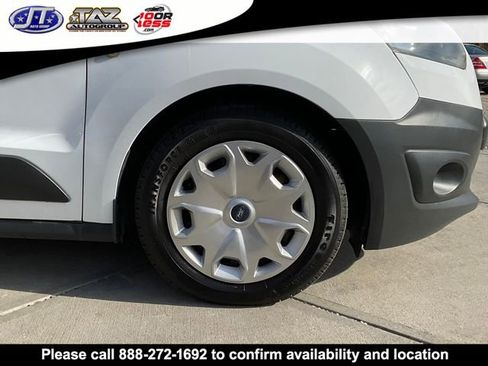 Used 2017 Ford Transit Connect XL image 9