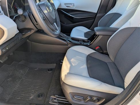 Used 2024 Toyota Corolla XSE image 15