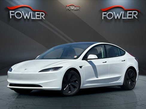 Used 2024 Tesla Model 3 Standard Range RWD image 1
