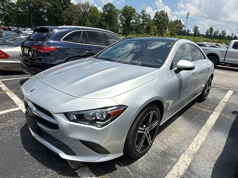 Used 2021 Mercedes-Benz CLA 250 image 2