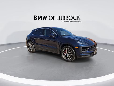 Used 2023 Porsche Macan S AWD/4WD image 2