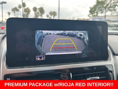 Used 2023 Lexus GX 460 Premium w/ Premium Package image 34