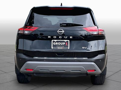 Certified 2023 Nissan Rogue SV FWD image 5