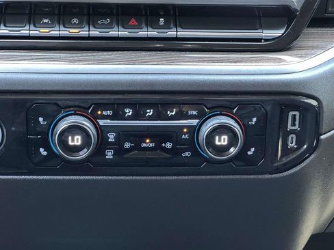 Used 2023 Chevrolet Silverado 1500 LT AWD/4WD image 6